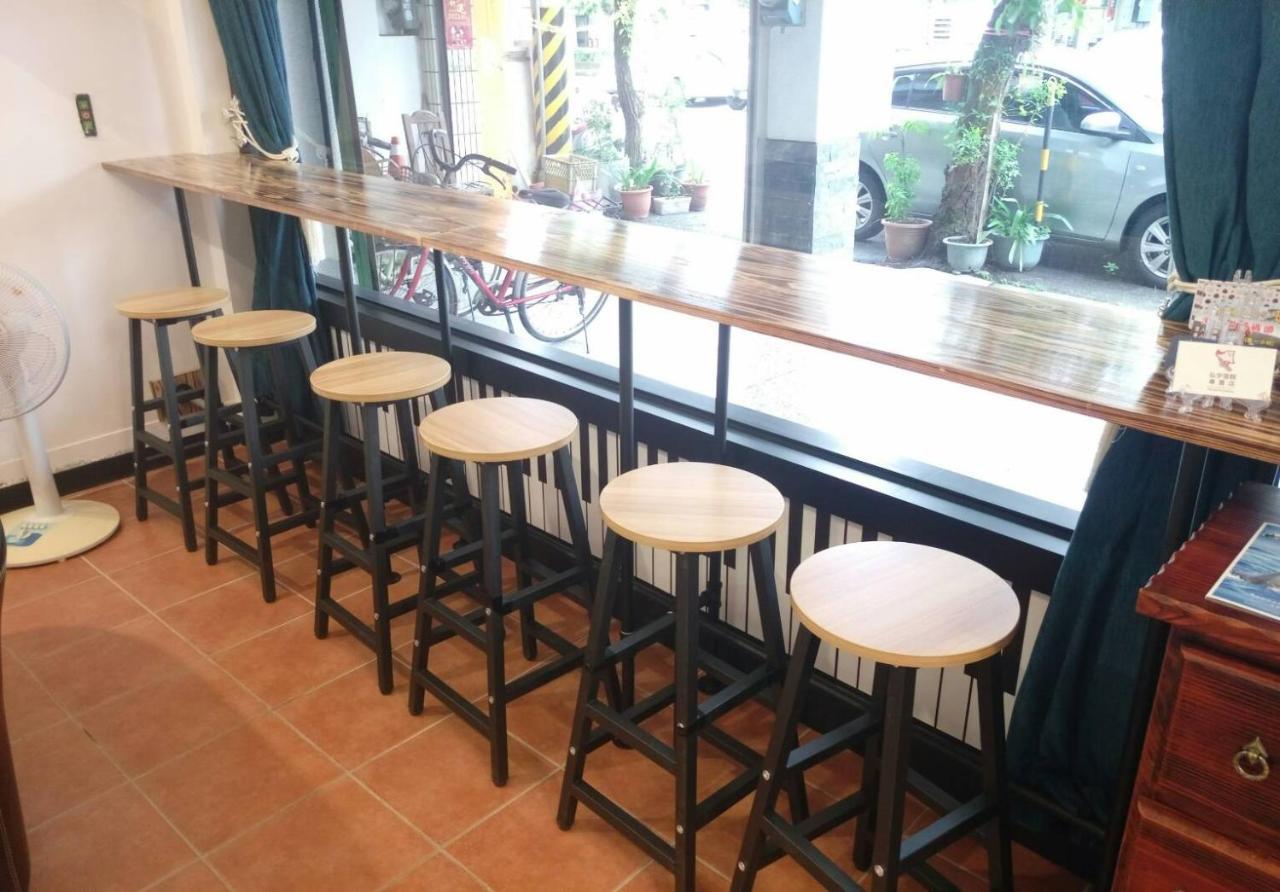 小小鋼琴家民宿&近夜市文創美食街 Hualien City Exterior photo